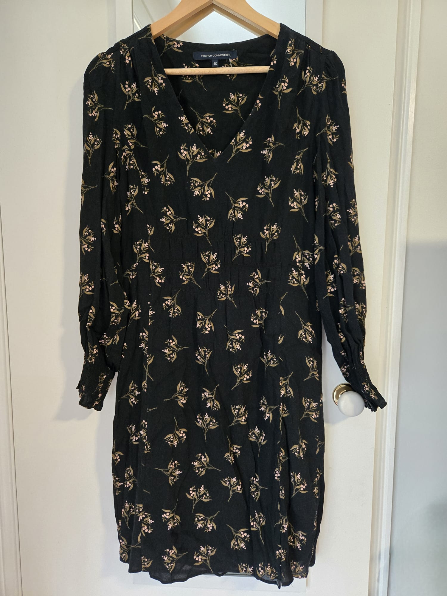 French Connection | Gaun Long Sleeve Midi Black Floral