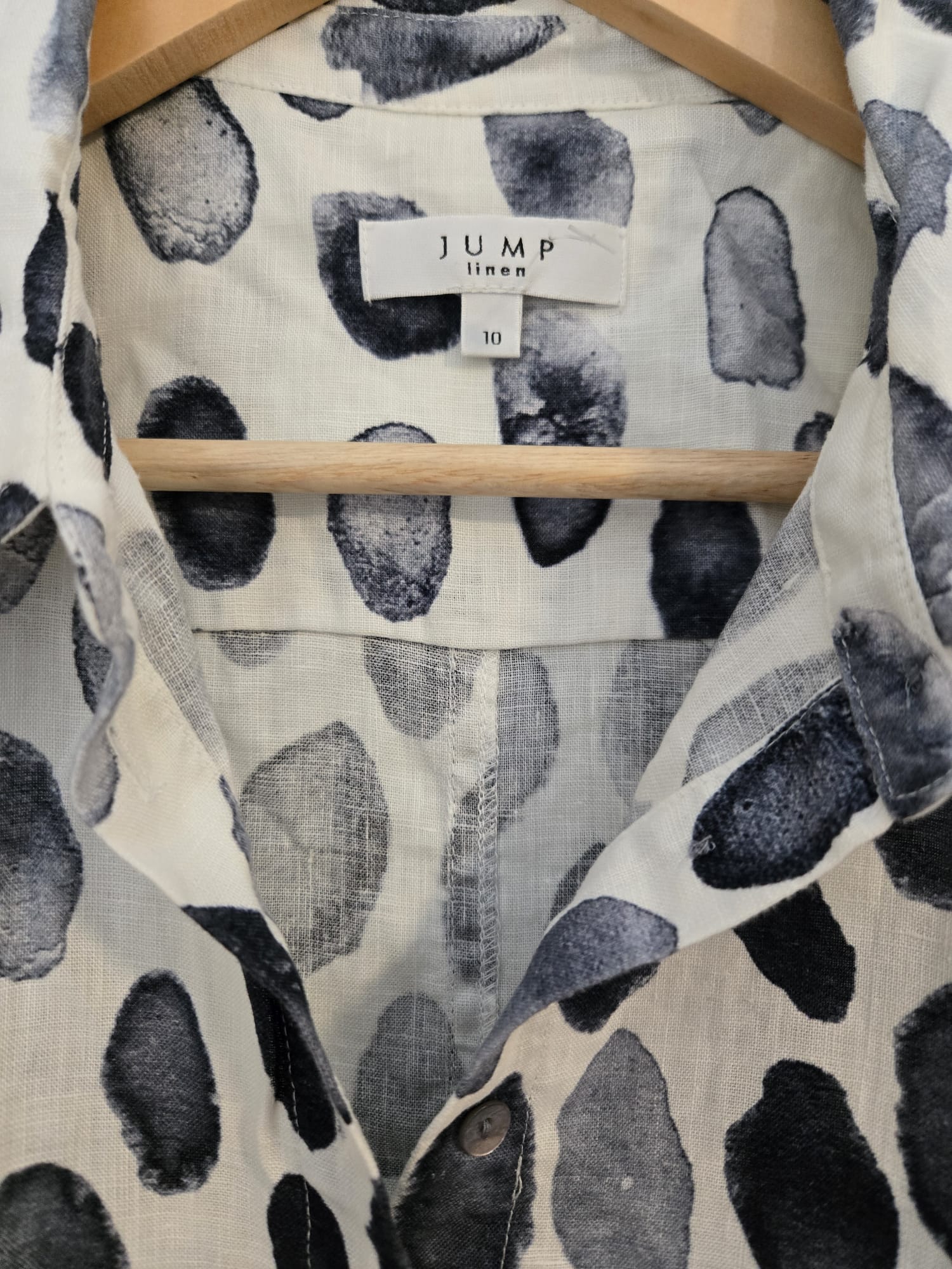 Jump Clothing | 100% Linen Sleeveless Shirt - Image 3