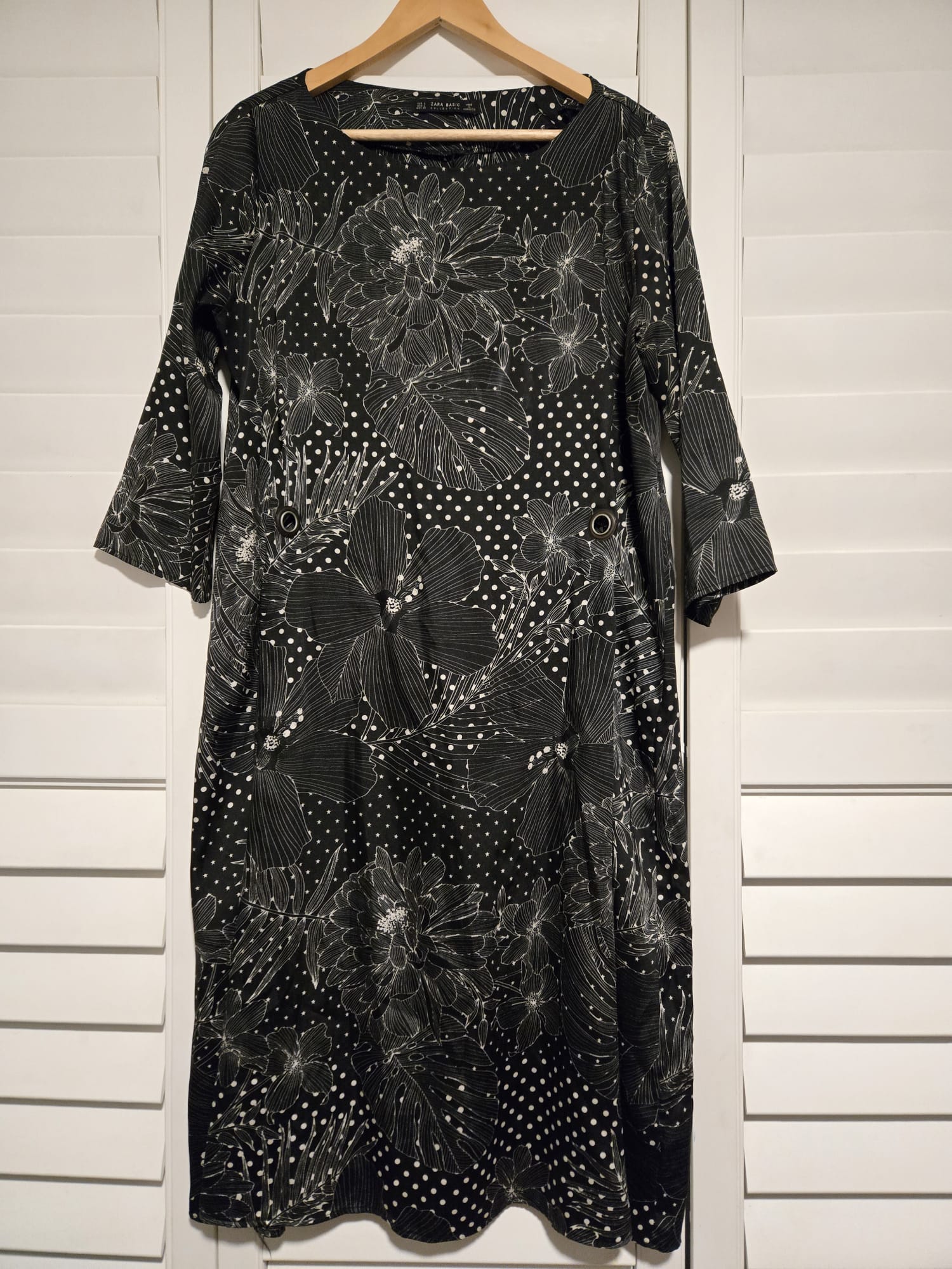 ZARA | Gaun Monokrom Floral